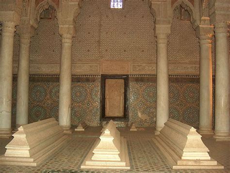 10 Famous Mausoleums: A Guide to Acclaimed Above-ground Tombs | Funeral ...