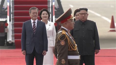 Kim Jong Un hugs South Korean leader in Pyongyang ahead of historic ...