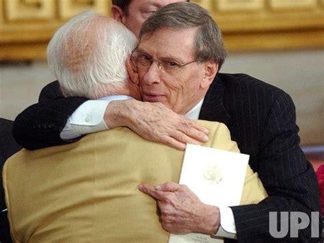 Photo: BASEBALL LEGEND JACKIE ROBINSON GETS CONGRESSIONAL GOLD MEDAL ...