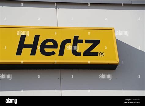 Hertz car rental Stock Photo - Alamy