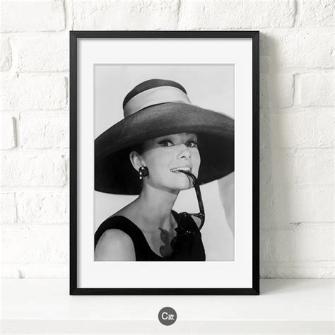 Vintage Audrey Hepburn Roman Holiday Canvas Art Poster For Modern Home ...