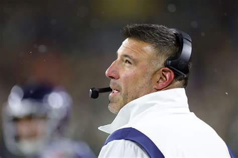 Who is Mike Vrabel's wife, Jen Vrabel?