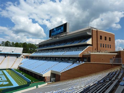 north carolina kenan stadium — BallParchitecture