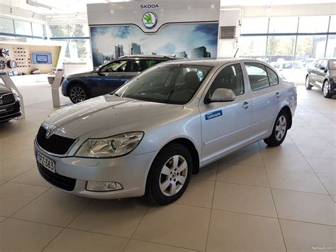 Skoda Octavia 2,0 TDI 140 Elegance DSG Autom. Viistoperä 2011 ...