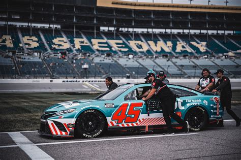 23XI Racing on Twitter: "We have a new leader 👀 @BubbaWallace P1. https ...