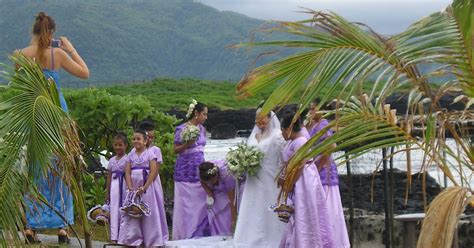 .: Samoan Wedding