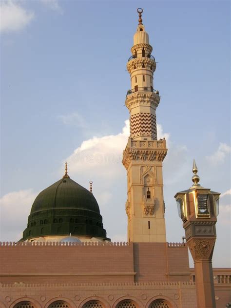 Green Dome Of Nabawi Mosque Stock Photo - Image of prophet, pilgrim ...