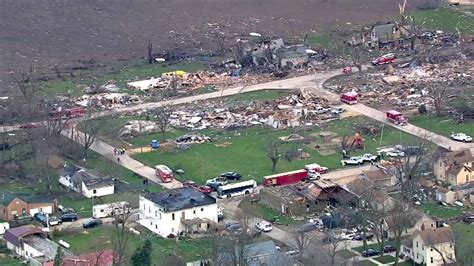 PHOTOS: Tornado damage, the day after - ABC7 Chicago