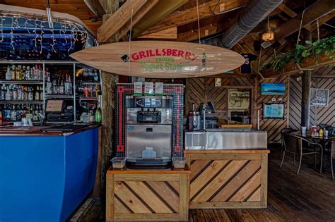 Grills Seafood Deck and Tiki Bar | Port Canaveral Florida