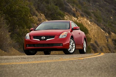 2009 Altima Coupe - HD Pictures @ carsinvasion.com