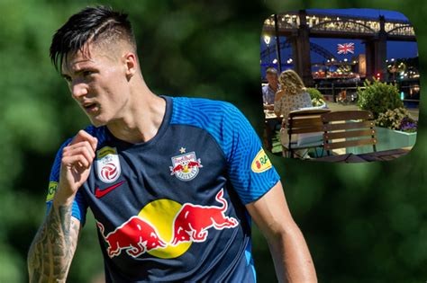 RB Salzburg make Benjamin Sesko transfer situation 'very clear' after agent's Newcastle visit ...