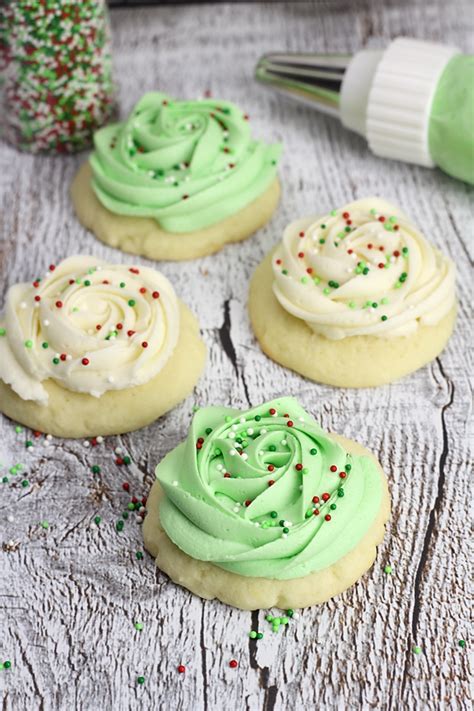 Christmas Soft Frosted Sugar Cookies - The Toasty Kitchen