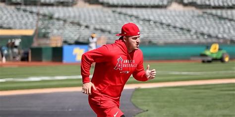 Mike Trout returns to on-field workouts from calf injury