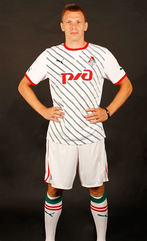 New Lokomotiv Moscow Kit 12/13- Puma FC Lokomotiv Moskva Home Away ...