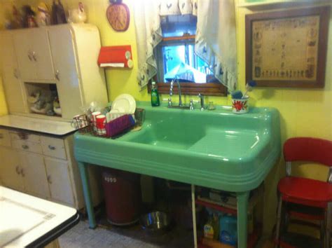 Antique Porcelain Kitchen Sink With Drainboard | Besto Blog