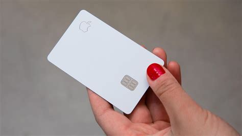 Apple Card issuer investigated after viral tweet accuses it of 'sexist' practices - CNET