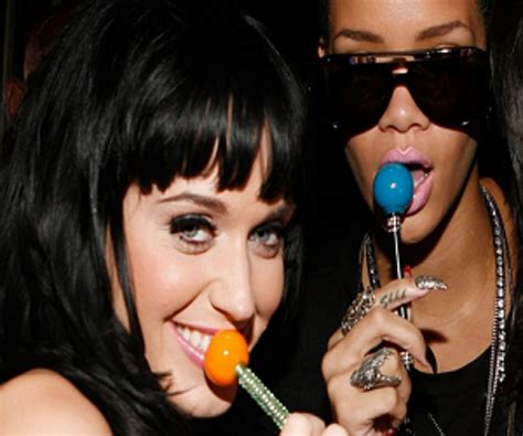 Birthday Tweet Proves Katy Perry and Rihanna Are Still Friends