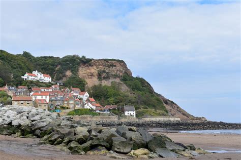 Runswick Bay - Dog Friendly Destinations