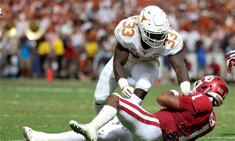 Texas Football: Comparing the 2018 Longhorns to this year’s squad