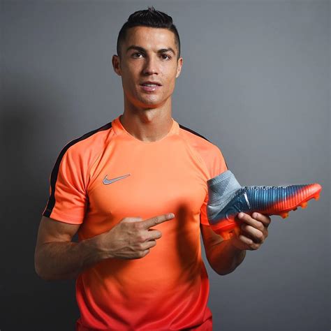 Nike Lanza los Nuevos Chimpunes Mercurial Superfly CR7 | Entre Bolas