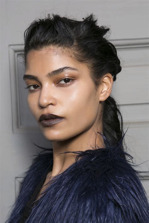 How to Wear Brown Lipstick Without Looking Like a ’90s Throwback | StyleCaster