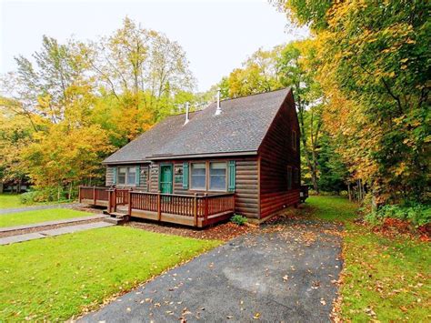 Old Forge Cabins & Accommodation from $102 | HomeToGo