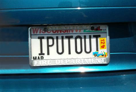 24 Vanity Plates That Know What's Up | Vanity plate, Funny license plates, Vanity license plates