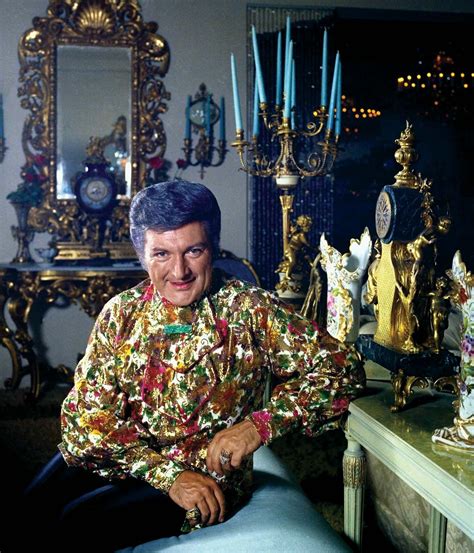 Liberace | Virtuoso, Entertainer, Showman | Britannica