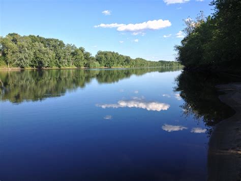 Merrimack River, Merrimack, NH, USA [3264x2448][OC] : r/EarthPorn