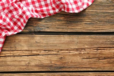 Checkered Picnic Tablecloth on Wooden Background Stock Image - Image of restaurant, cotton ...