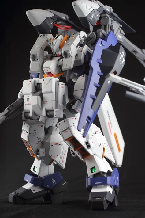 Custom Build: HGUC 1/144 Gundam Hazel - OWSLA