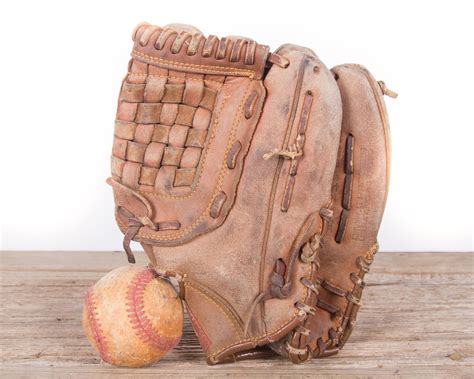 Old Vintage Leather Baseball Glove / SSK Large Youth Baseball Glove ...