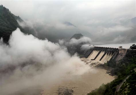 Majestic view of Salal dam in Reasi district on Monday. -Excelsior/Romesh Mengi - Jammu Kashmir ...