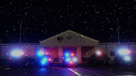 White Settlement police spread holiday cheer in new festive video | FOX ...