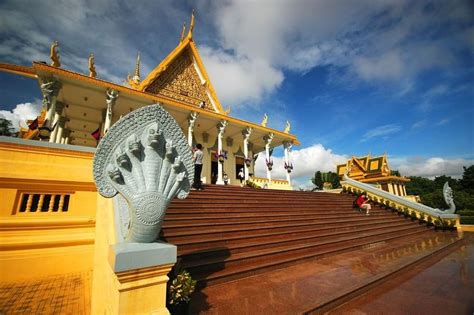 Royal Palace – Outstanding Masterpiece of Khmer Architecture in Cambodia