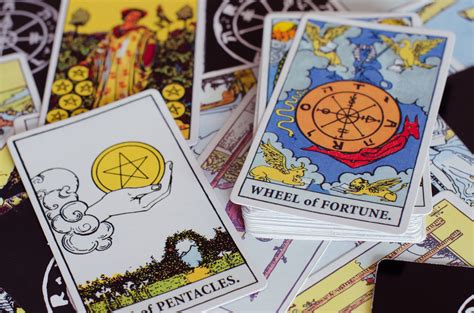 Understanding The Basic Tarot Card Meanings