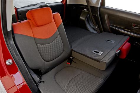 Twelve high-quality Kia Soul interior images