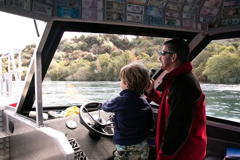 Lake Taupo: Huka Falls River Cruise vs Jet Boat