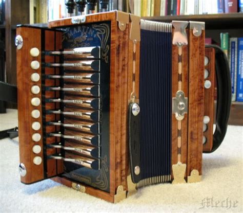 Cajun Music Bayou: Cajun Accordion History + Builders!