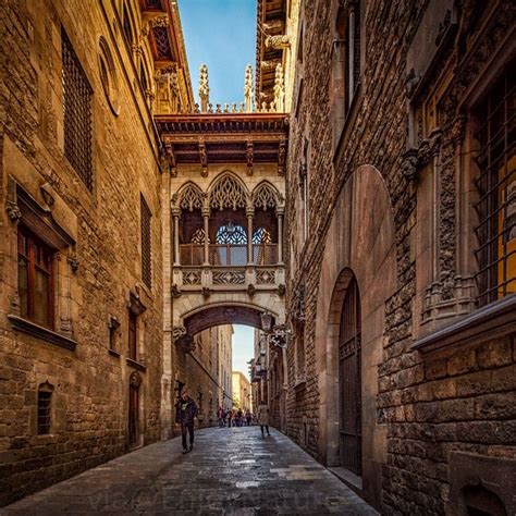 Barrio Gótico, Barcelona, España. | Gothic quarter, Gothic quarter ...