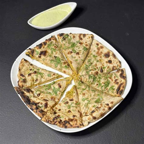 Aloo / Gobi paratha – Royal Gulf Restaurant