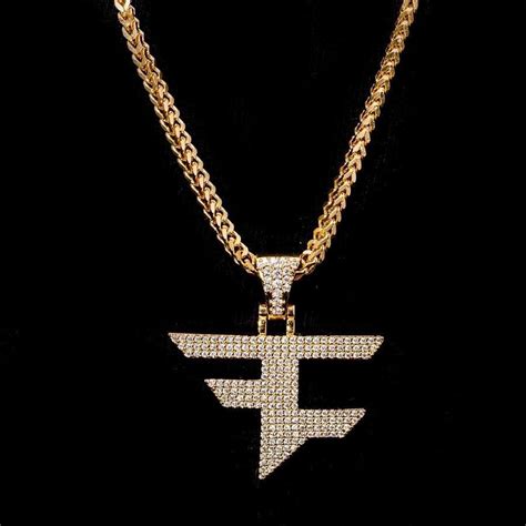 FaZe Clan Pendant | Gold wallpaper iphone, Faze clan logo, Clan