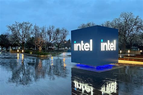 Intel Launches AI PC Acceleration Program To Enable AI on 100 Million ...