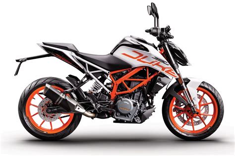 2020 KTM 390 Duke Buyer's Guide: Specs & Price