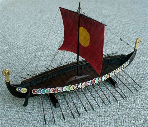 The Great Canadian Model Builders Web Page!: Viking Ship