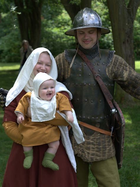 Family at a medieval festival in Lund. Medieval Clothing, Medieval Fashion, Historical Clothing ...