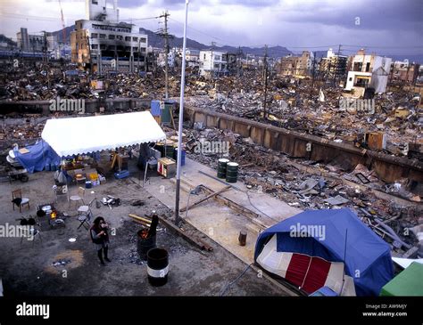 Kobe earthquake 1995 hi-res stock photography and images - Alamy