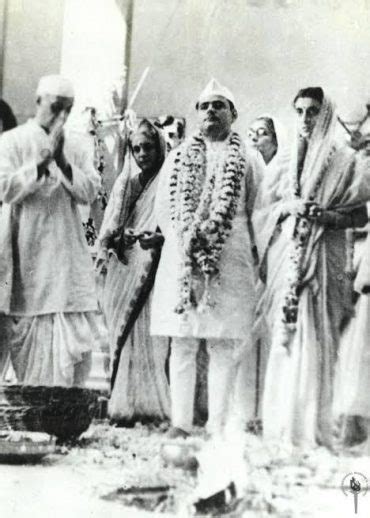 Indira Gandhi Husband | 10 Historic Pictures | Reviewit.pk