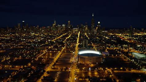 Chicago Skyline at Night in Illinois image - Free stock photo - Public ...