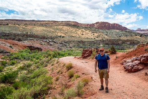 How to Enjoy Utah’s Delicate Arch Hike (+ Other Ways to Visit!)